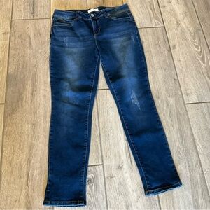 ROYALTY  Jeans Women’s size 12 Skinny High Rise Dark with light  fainting Denim